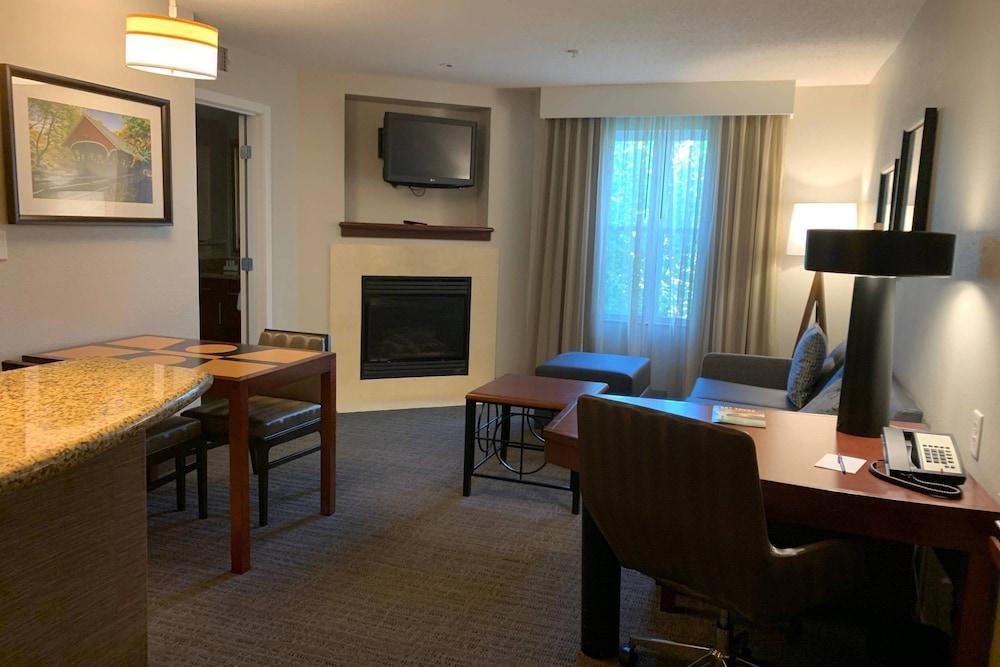 Residence Inn Конкорд Екстер'єр фото